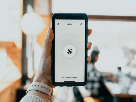 Wyzwania technologiczne w nowoczesnej bankowości